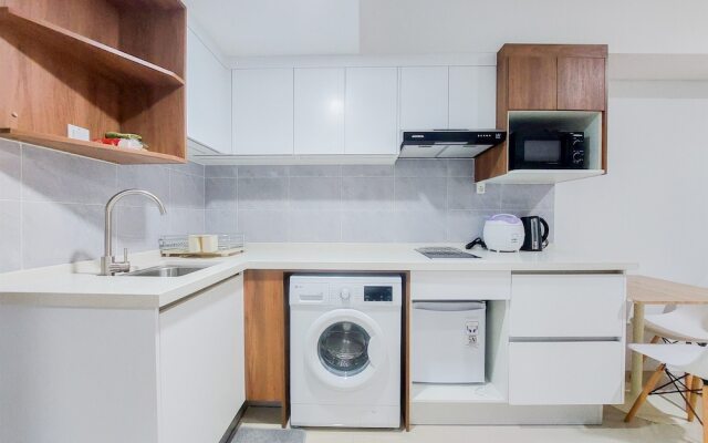 Homey And Cozy Living 1Br Tamansari Bintaro Mansion Apartment