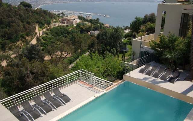 Villa Alamp