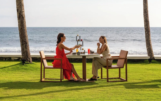 Radisson Collection Resort