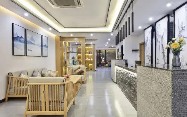 Poem INN