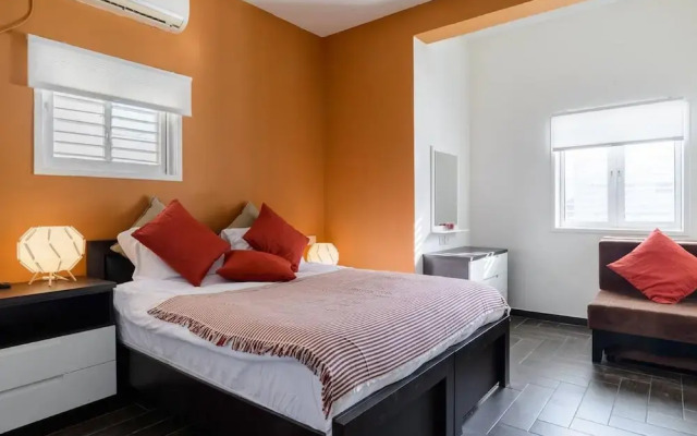 Suites In Ben Yehuda 151