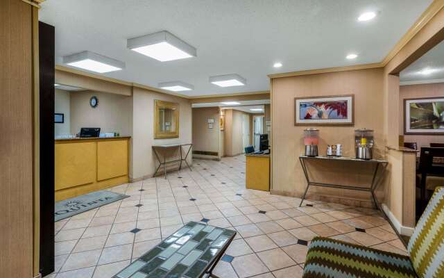 La Quinta Inn & Suites by Wyndham Meridian