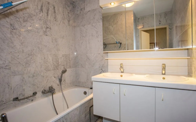 Nice Apartment With Sea-views