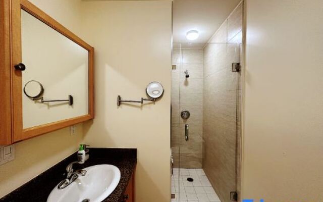 Super Cosy 8B6B in Vancouver heart near to airport