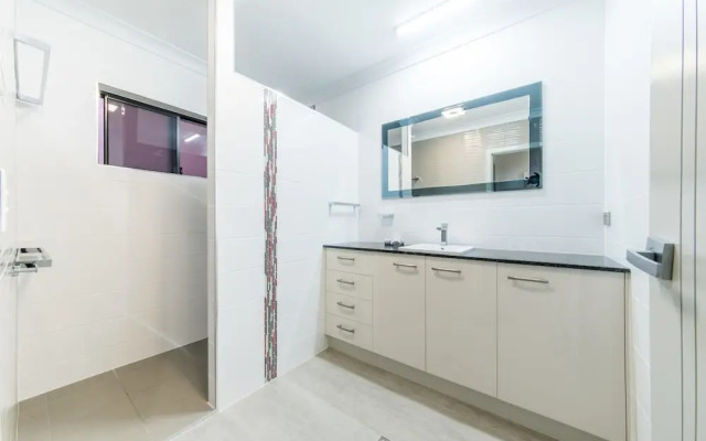 Whitsunday Sands - Cannon Valley