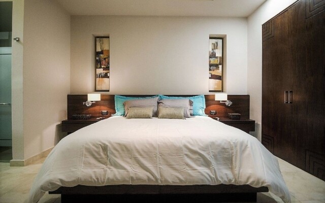 Condo V399-106 by MDR