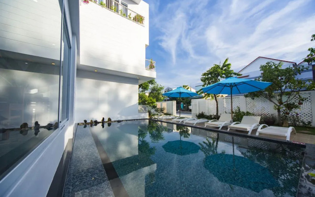 Hoi An White Villa