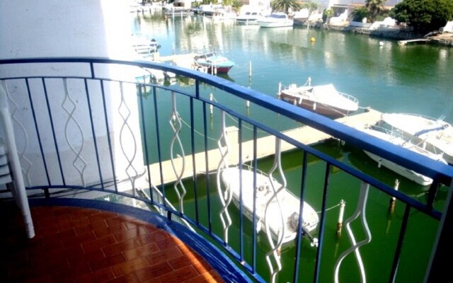 114-bonito Apartamento al Canal