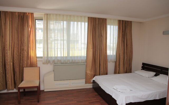 Sea Port Hotel