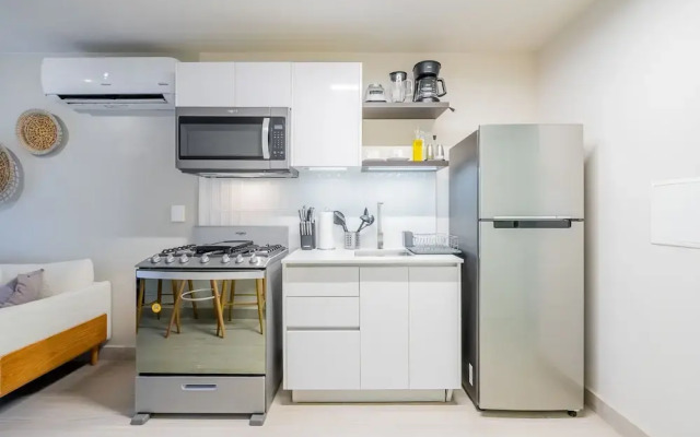 w Majestic 1BR w Fantastic Deco in Casco View