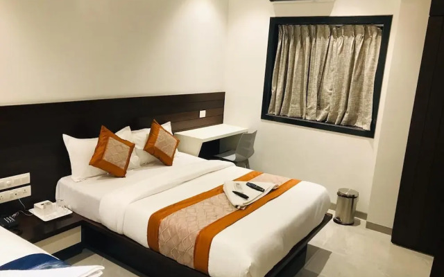 Hotel Flora Suites