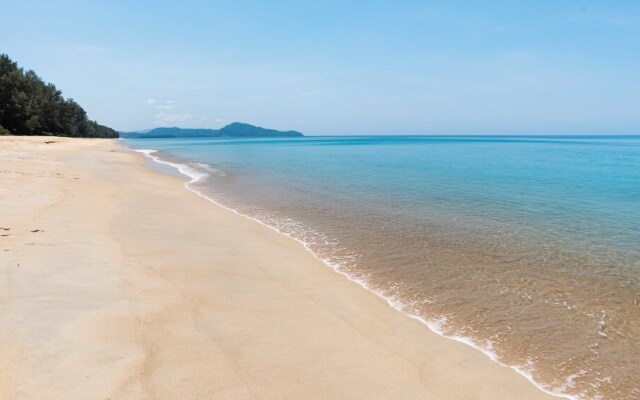 Baan Mai Khao Phuket By Favstay