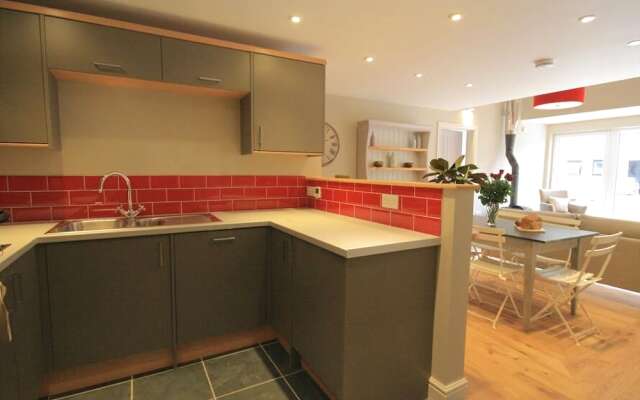 Chestnut Barn, Bourton On The Water