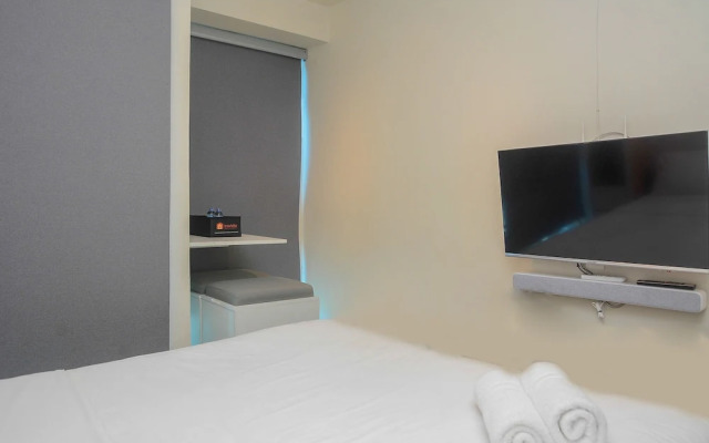 Best Studio Room with Wall Bed Tifolia Apartment