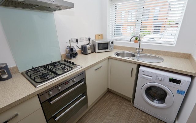 Royal Derby Hospital 2 Bed Town House