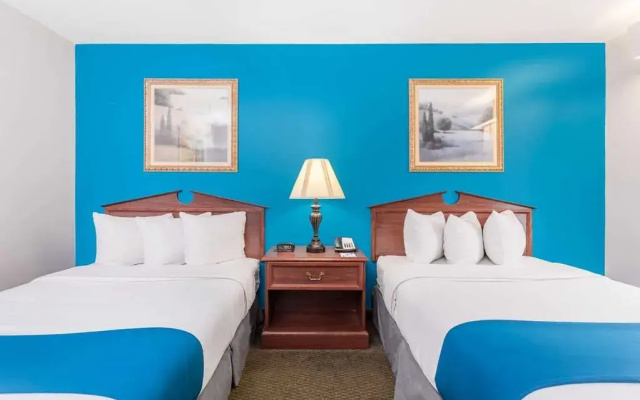 Baymont Inn & Suites Duncan/Spartanburg