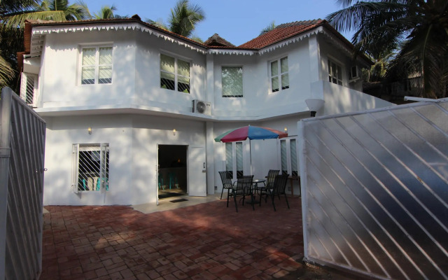 800 Morjim Beach