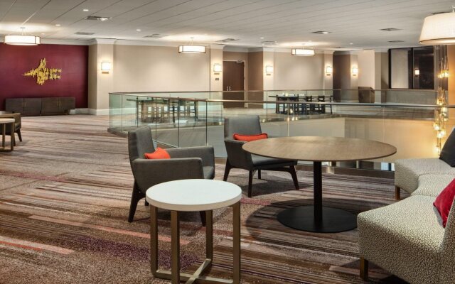 Crowne Plaza Dallas Market Ctr - Love Field by IHG
