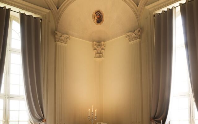 Pavillon Henri IV Hotel Restaurant Gastronomique Terrasse