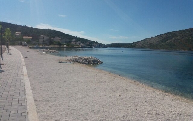 Maja - 80 m From Pebble Beach - SA2 Zapad