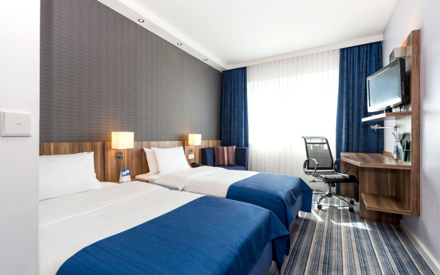 Holiday Inn Express Augsburg, an IHG Hotel