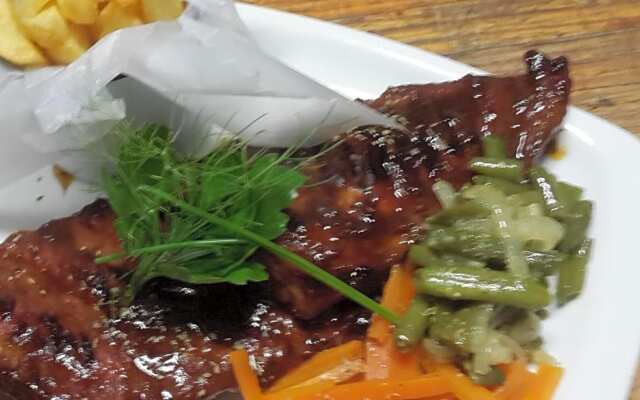 Guinea Feather Country Lodge & Spa