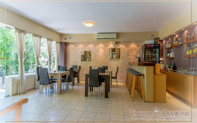 Varvaras Diamond Hotel