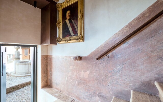 Exclusive House in Asolo Art and Design