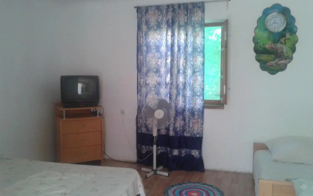 Mini-hotel Yutnii dvorik