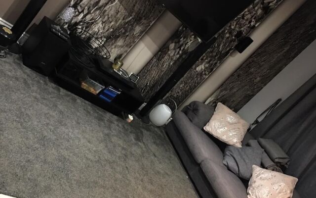 CMK Bar & Spa
