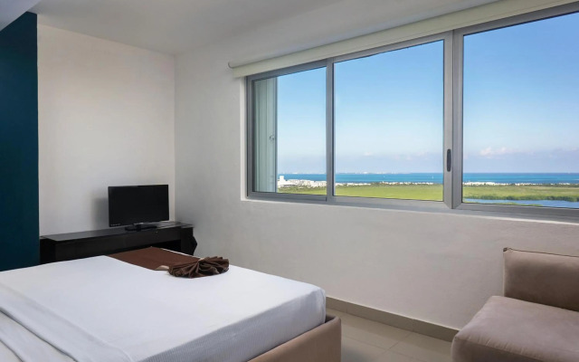 Suites Malecon Cancun