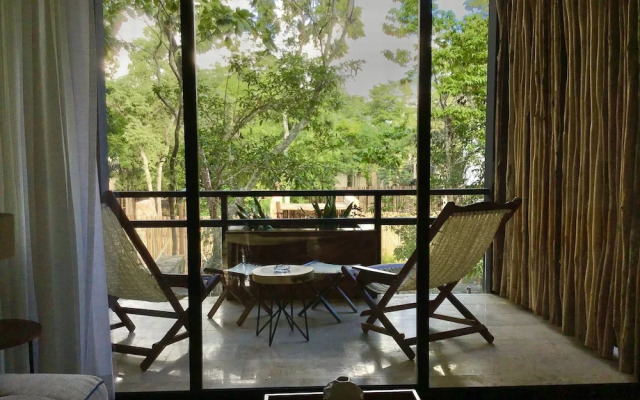 Amaka Calma Tulum