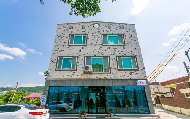 Damyang Dambit Pension