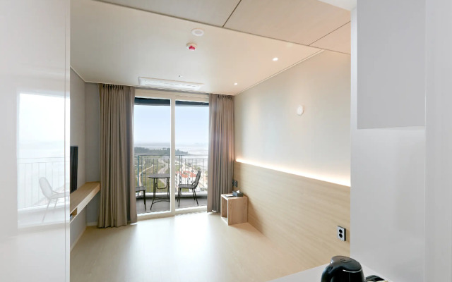 Ocean Soleview Hotel