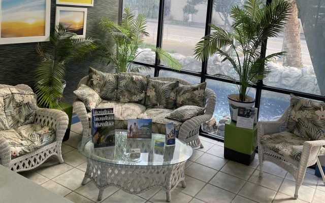 Days Inn by Wyndham Virginia Beach At The Beach