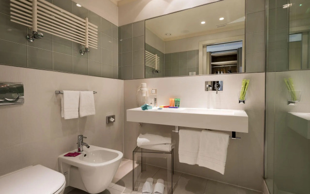 Taj Surajkund Resort & Spa, Delhi NCR