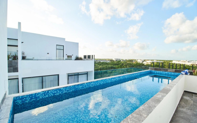 Luxury Penthouse Apt w/Rooftop pool in Aldea Zama