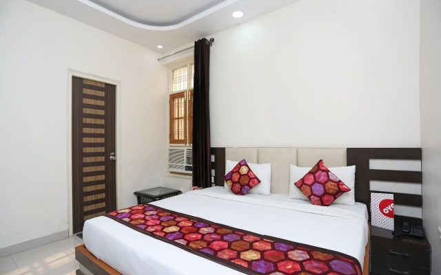VMS Royal Inn By OYO Rooms
