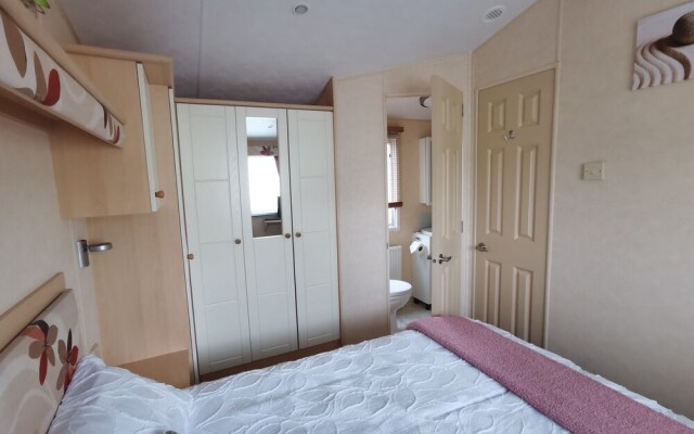 Sea and Mountain View Sunbeach Holiday Snowdonia