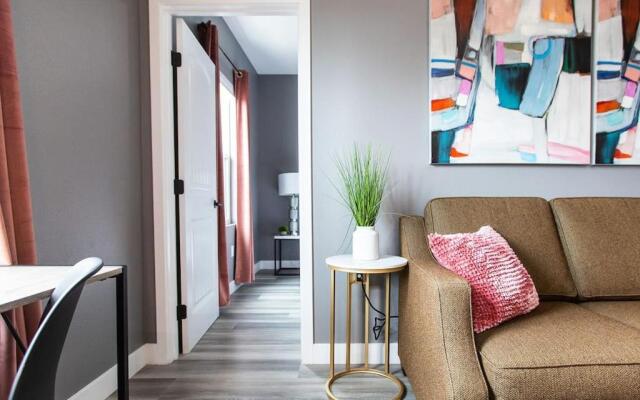 Restaurants-fast-wifi-a C-pets-park-professionals