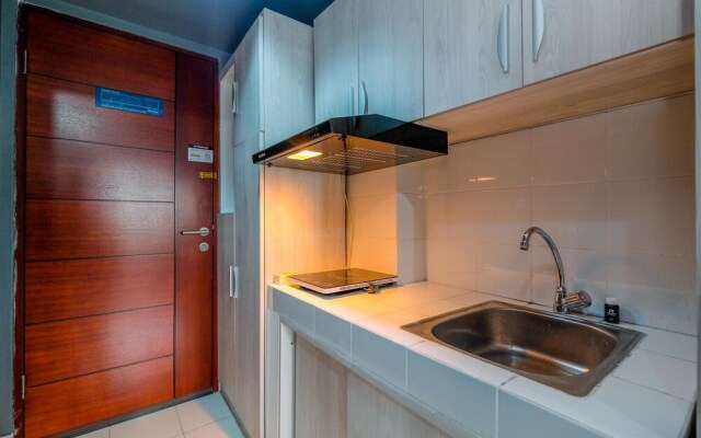 Comfy And Tidy Studio Kaliana Apartment