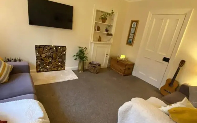 Newburghaprtment/scotland/sleeps 4/firepit/garden
