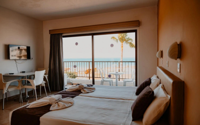 Penelope Beach Hotel Apts