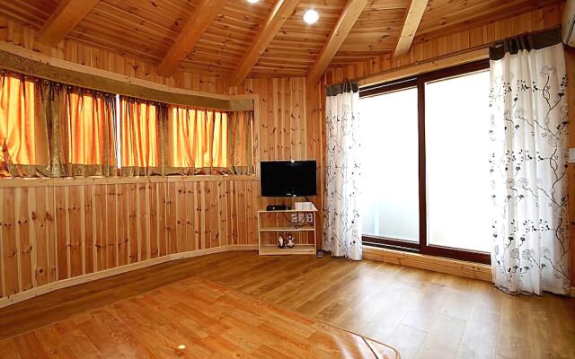 Yangyanggwangmyeong Family Pension