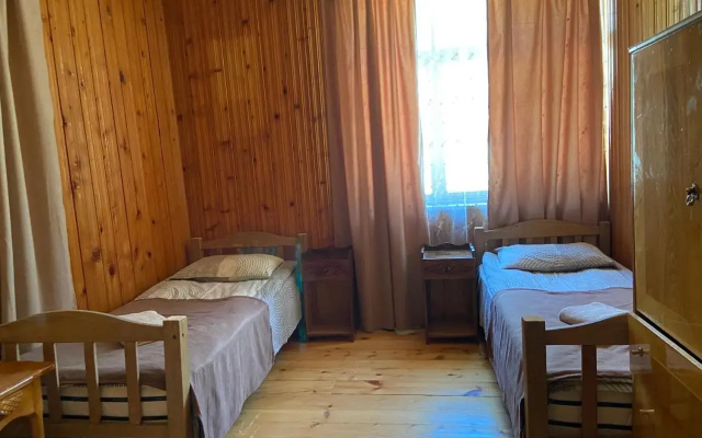 Eliso'S Guesthouse