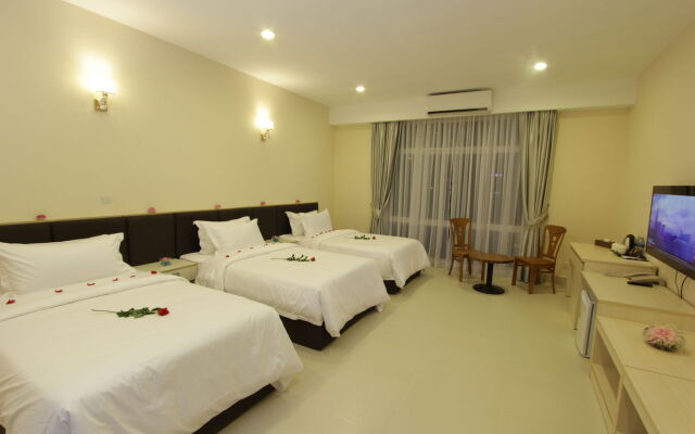 Yazhou Foryou Hotel