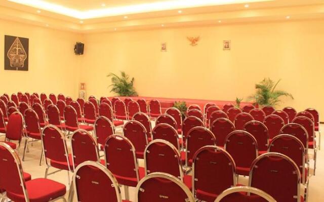 Narita Classic Hotel Surabaya