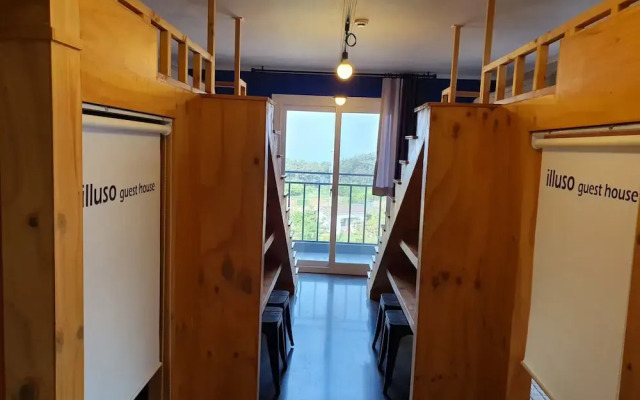 Illuso Guesthouse - Hostel