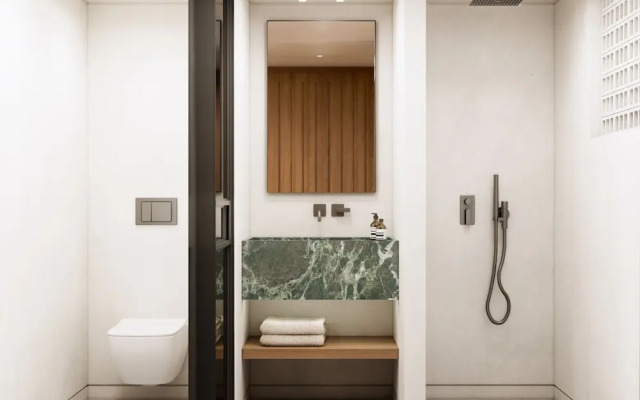 Tinos Beach Hotel & Suites