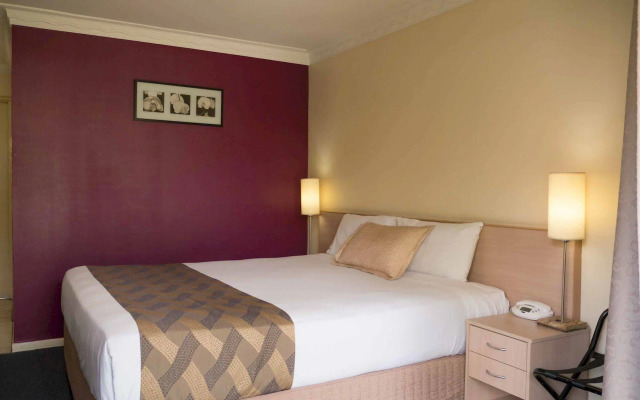 Oxley Motor Inn